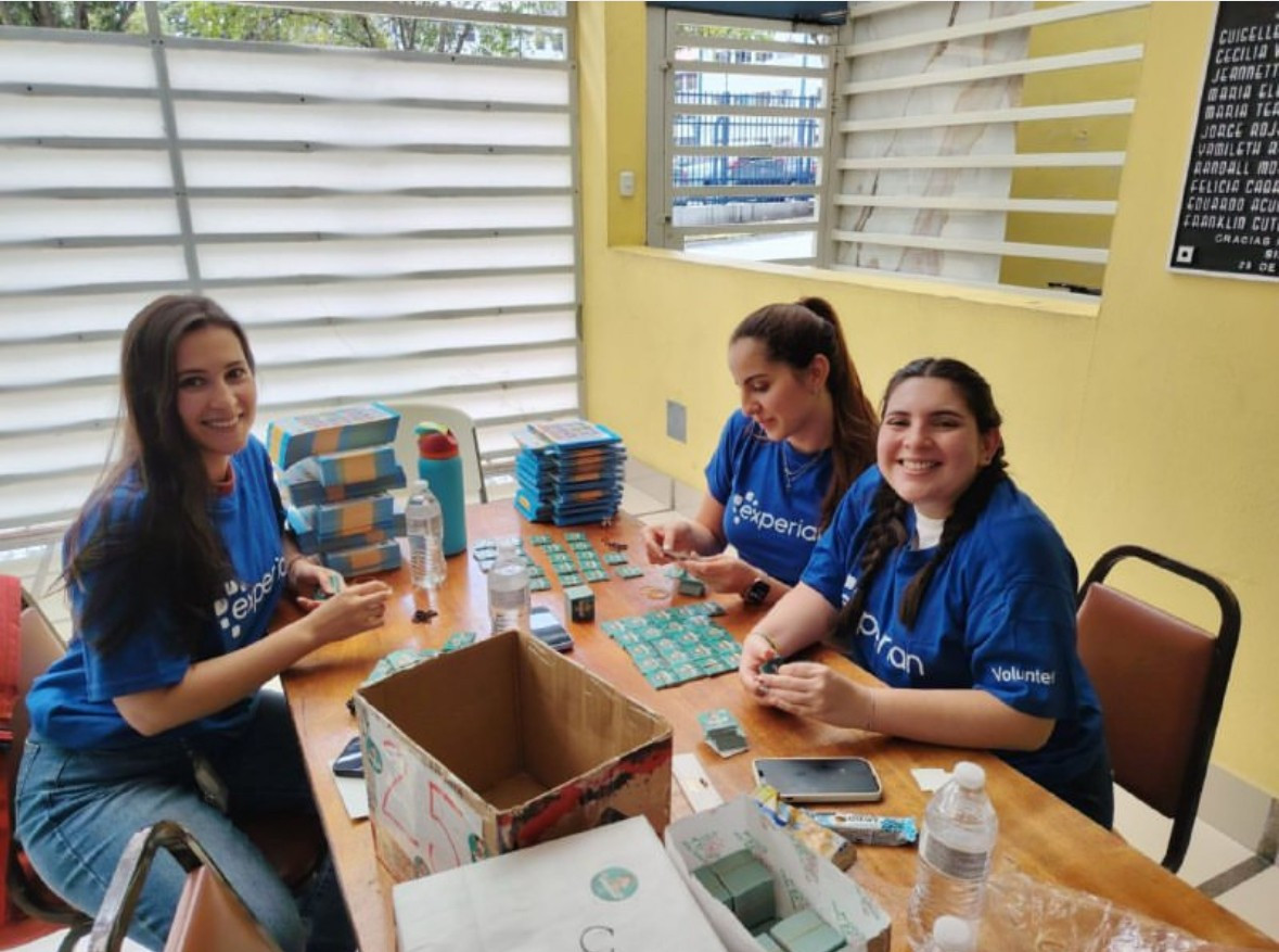Costa Rica employees volunteering to support the Childhood Cancer Education and Early Detection Campaign