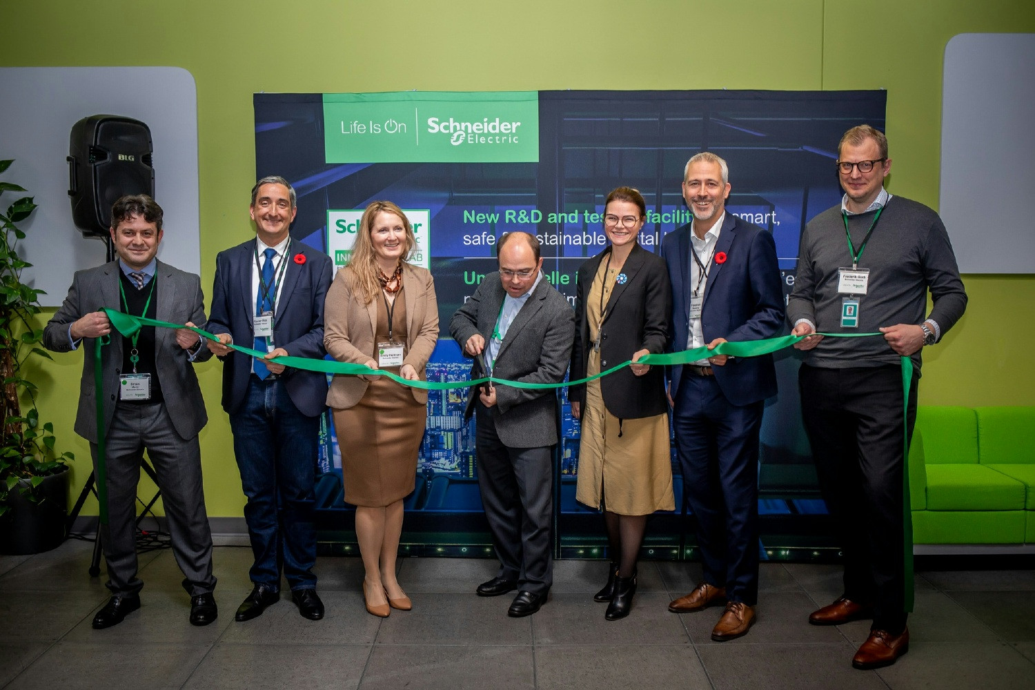 Celebrating the innovation lab opening - shaping the future of intelligent, secure, and sustainable infrastructures.