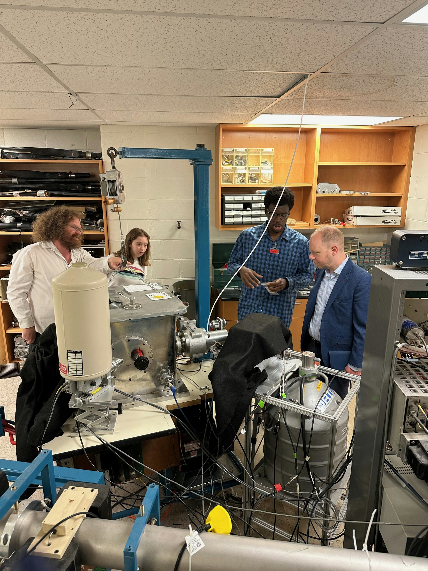 Hope College President and faculty with undergraduate research students.