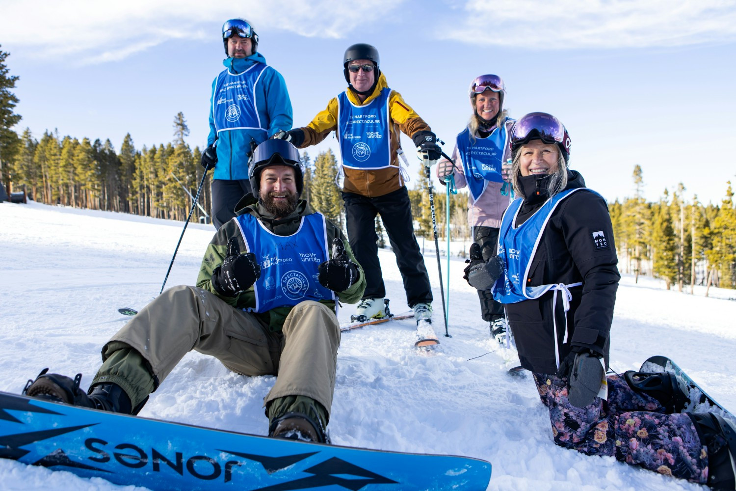 Leonardo DRS employees support Move United Warfighters at The Hartford Ski Spectacular.