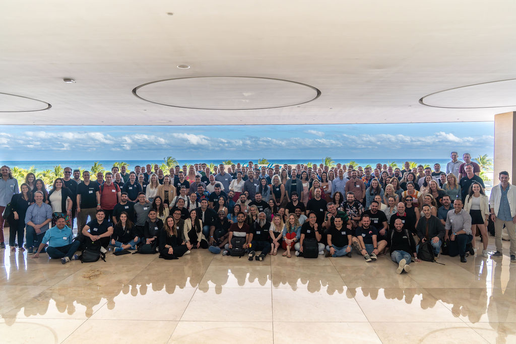 Kicking off the year with energy and ambition! The team gathered for an inspiring SKO event in Cancun