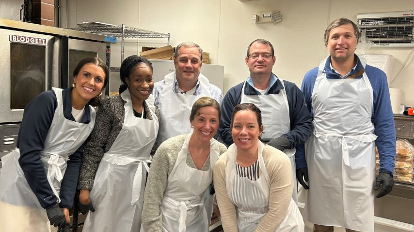 The Charlotte team volunteered at Roof Above men’s shelter, donating $25,000 in our Seasons of Giving campaign.