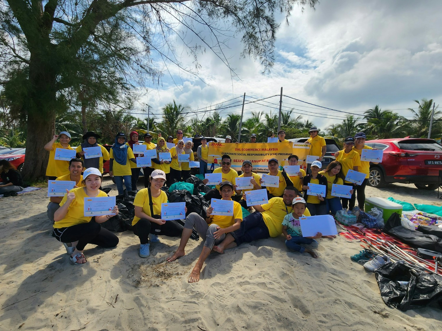 Volunteering Activity: Beach Clean-up, Malaysia