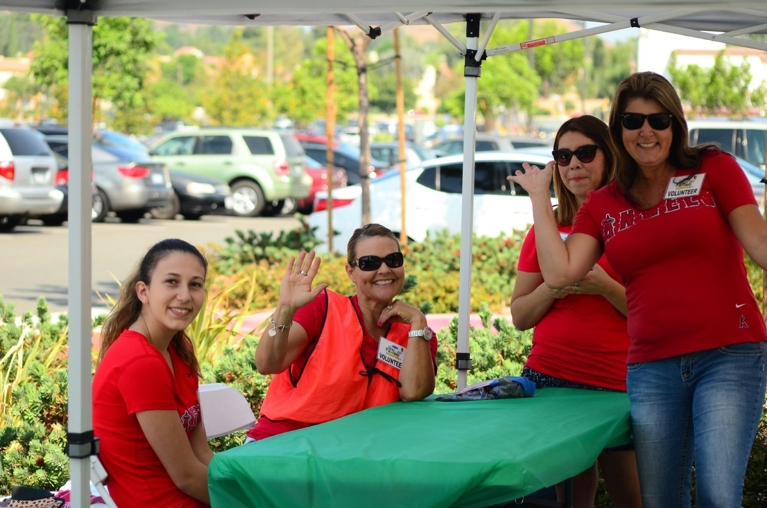 Our employees have fun volunteering at our community events. 