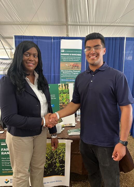 Meeting with USDA Officials while exhibiting at the Minnesota State Fair 